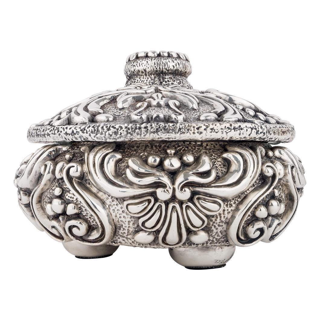 Silver Circular Jewelry Box